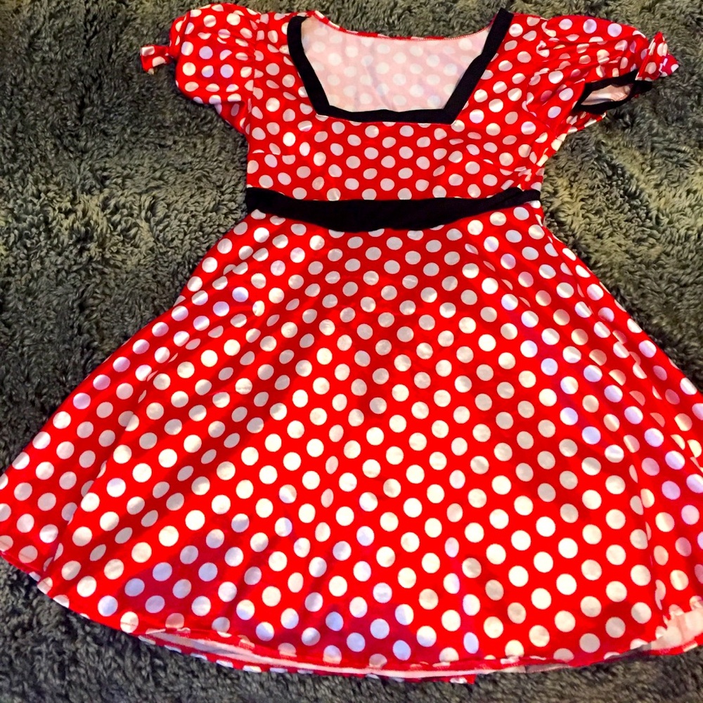 Cute Women’s Minnie Mouse Costume